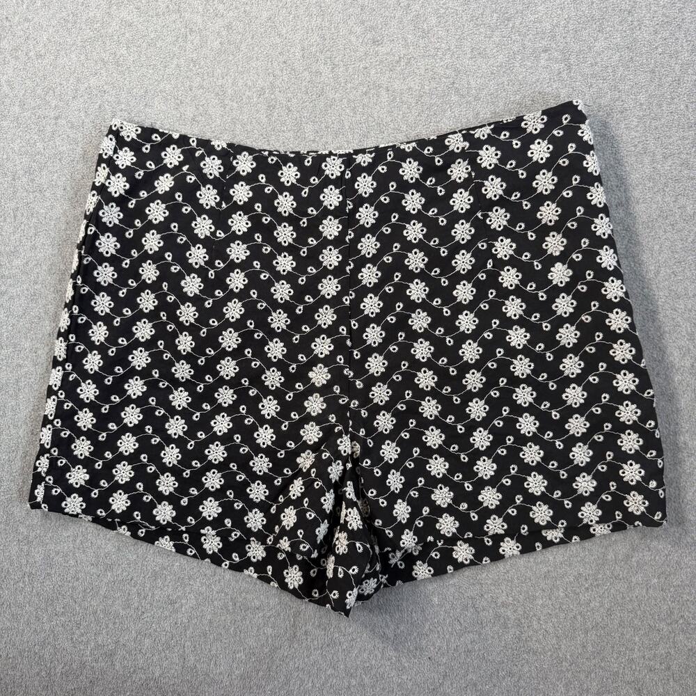 EDIT Jason Wu Womens Size 10 Black White Eyelet Embroidered Floral Cotton Shorts